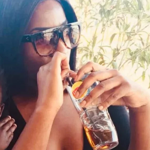 🍒 FLAT Top Oversized Sunglasses - Picture 5 of 9